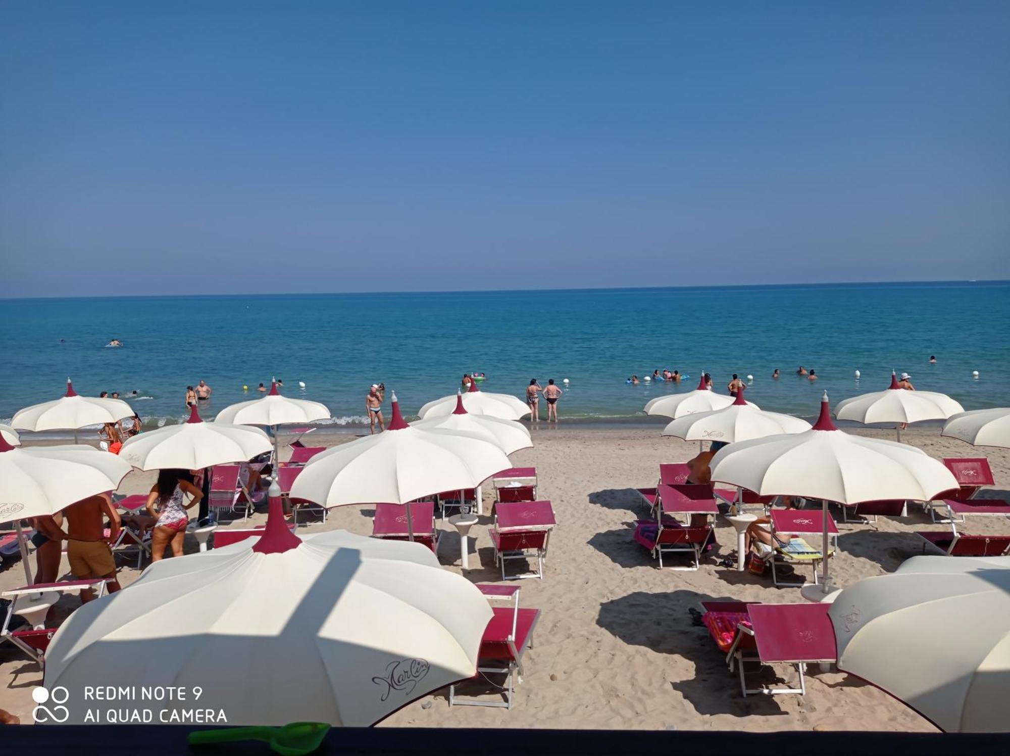 Holiday Homes Кампофеличе ди Рокела Екстериор снимка